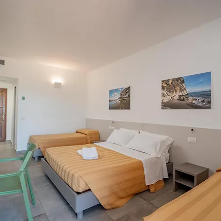 Ispinigoli 3*