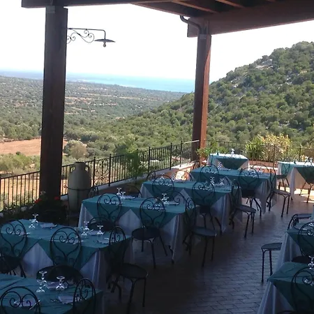 Ispinigoli 3* Dorgali