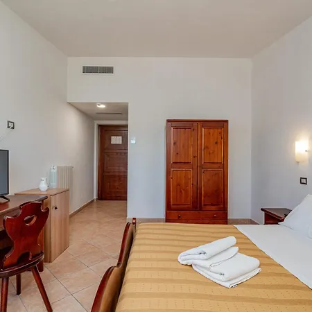 Ispinigoli 3*